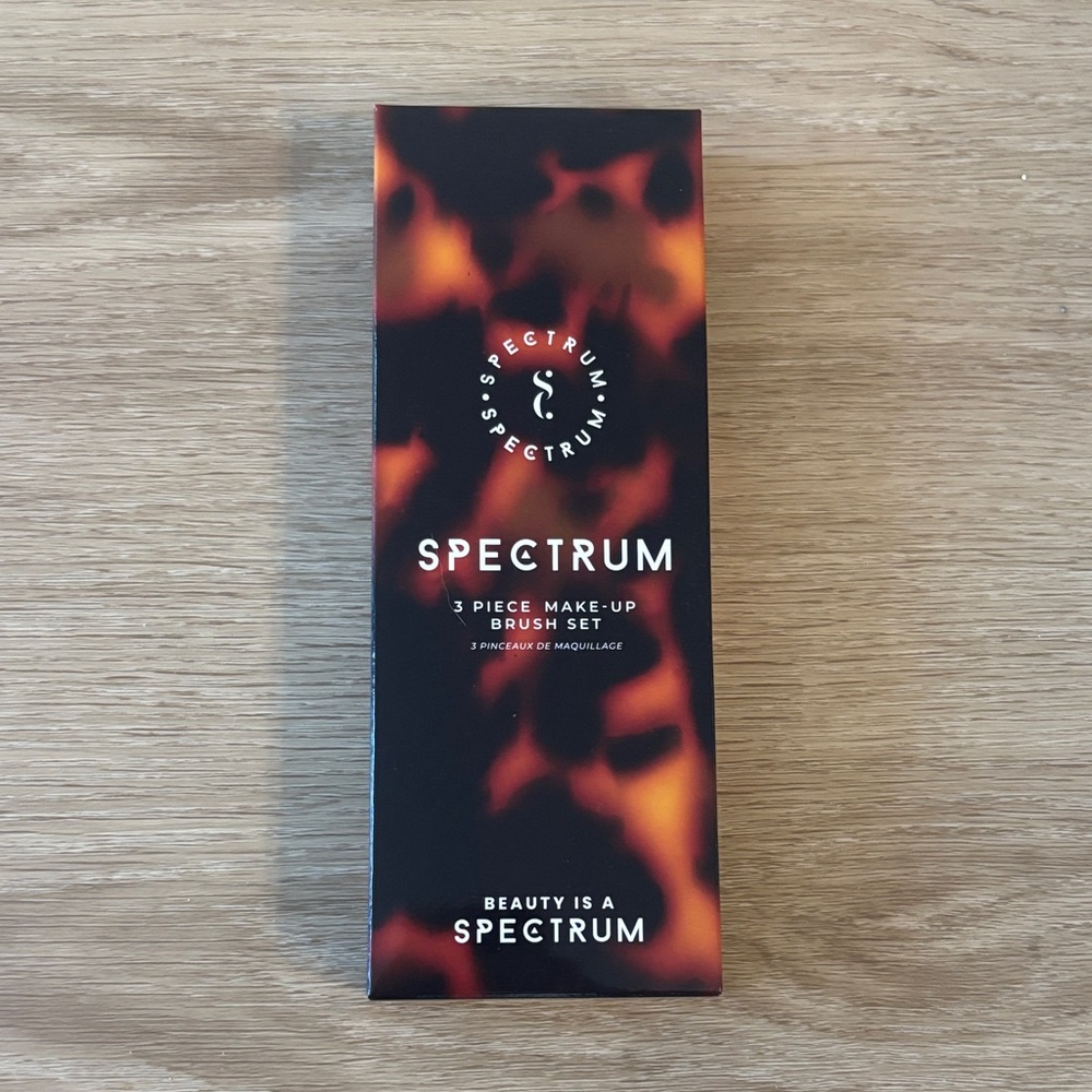 NEW Spectrum 3 Piece Make-Up Brush Set